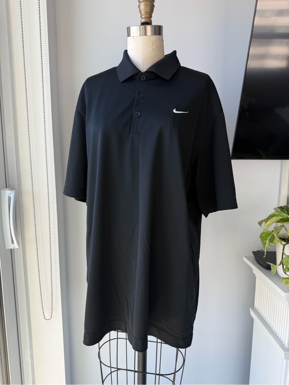 Nike Men’s Black Polo shirt